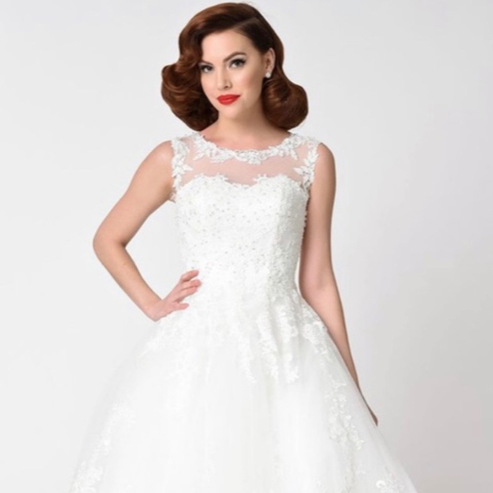 1950s swing style wedding dress